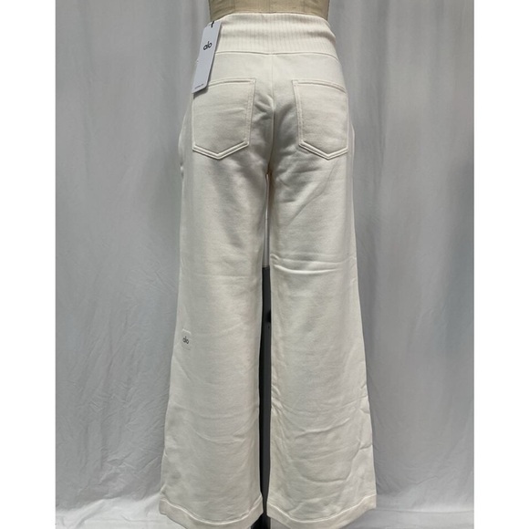 ALO Yoga Serenity Pants - Picture 3 of 3